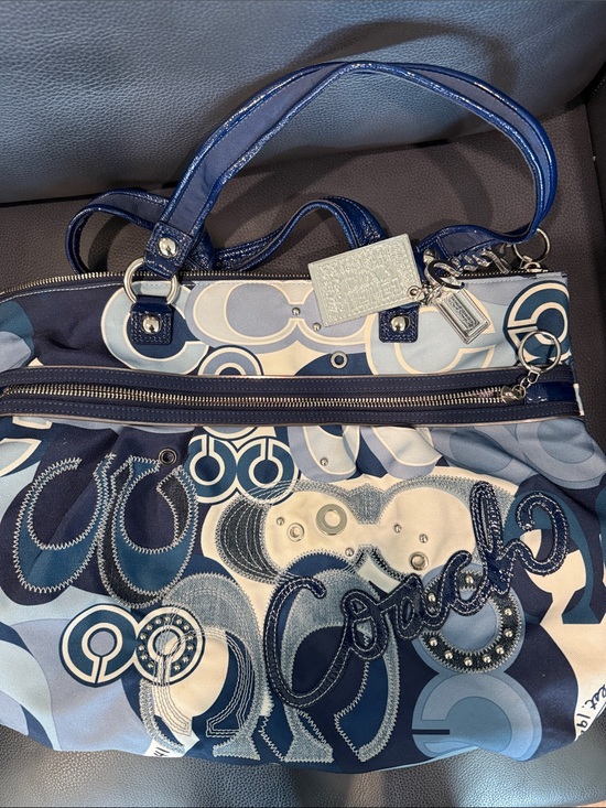 Coach Handbags - Coach Blue Navy and Light Blue Signature Tote